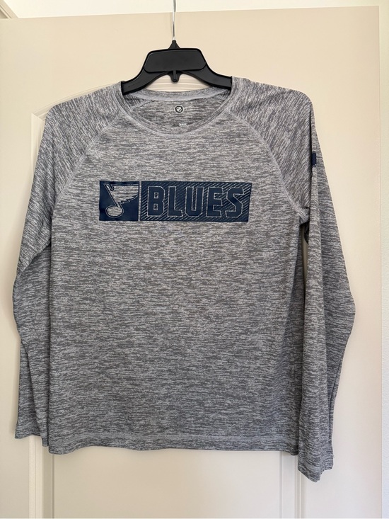 NHL Other - NHL St. Louis Blues Gray Long-Sleeve Tee with Navy Logo